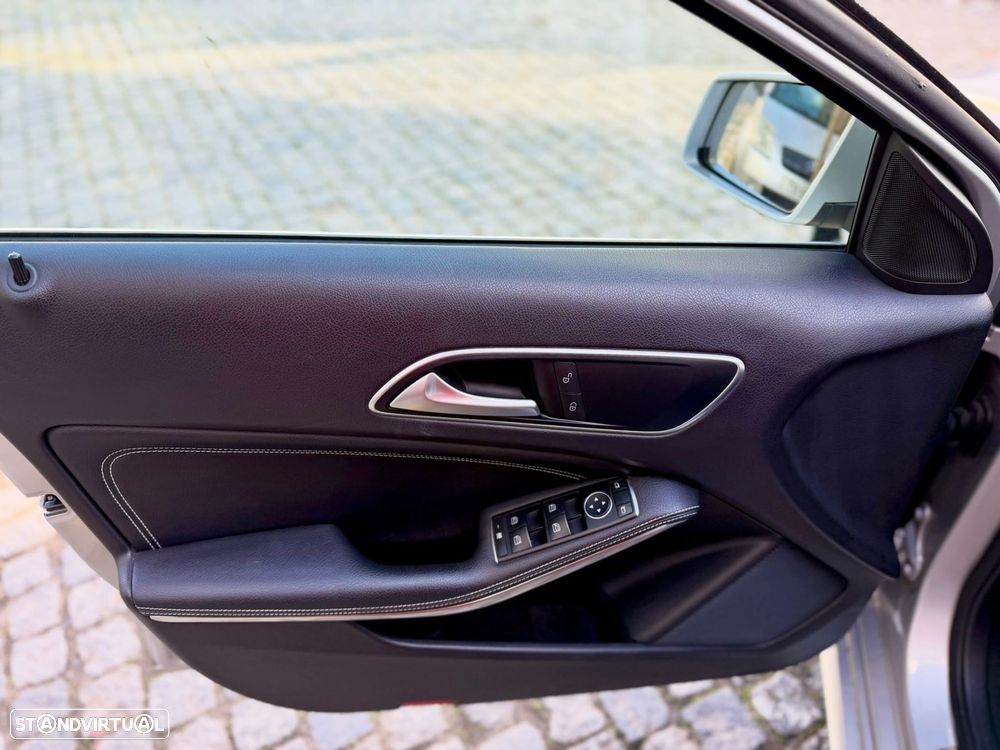 Mercedes-Benz A 180 d Aut. - 11