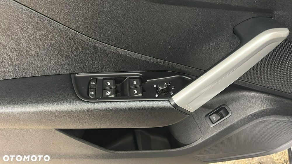 Audi Q2 35 TFSI S tronic - 13