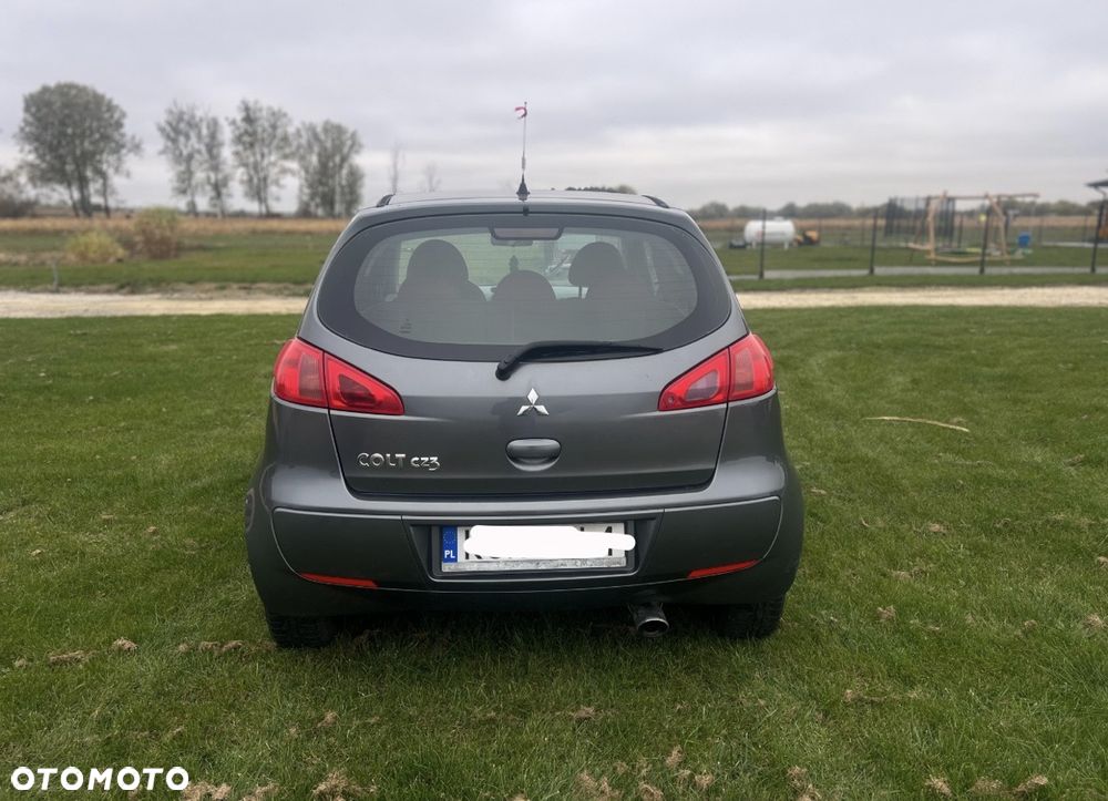 Mitsubishi Colt 2005 photo 5