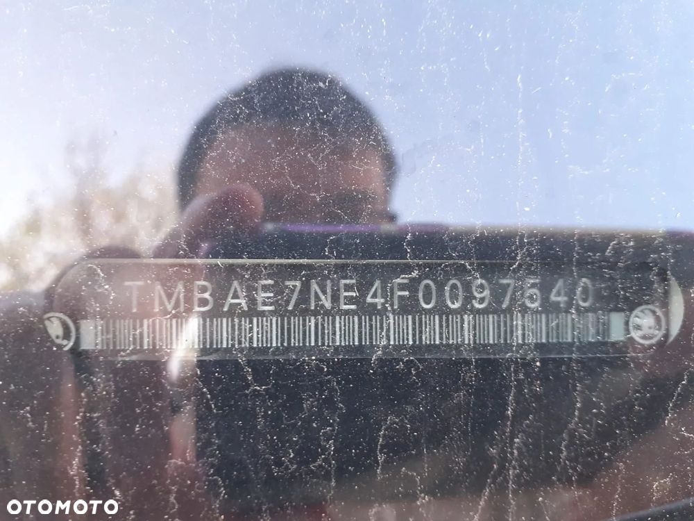 Skoda Octavia 2.0 TSI RS DSG - 6