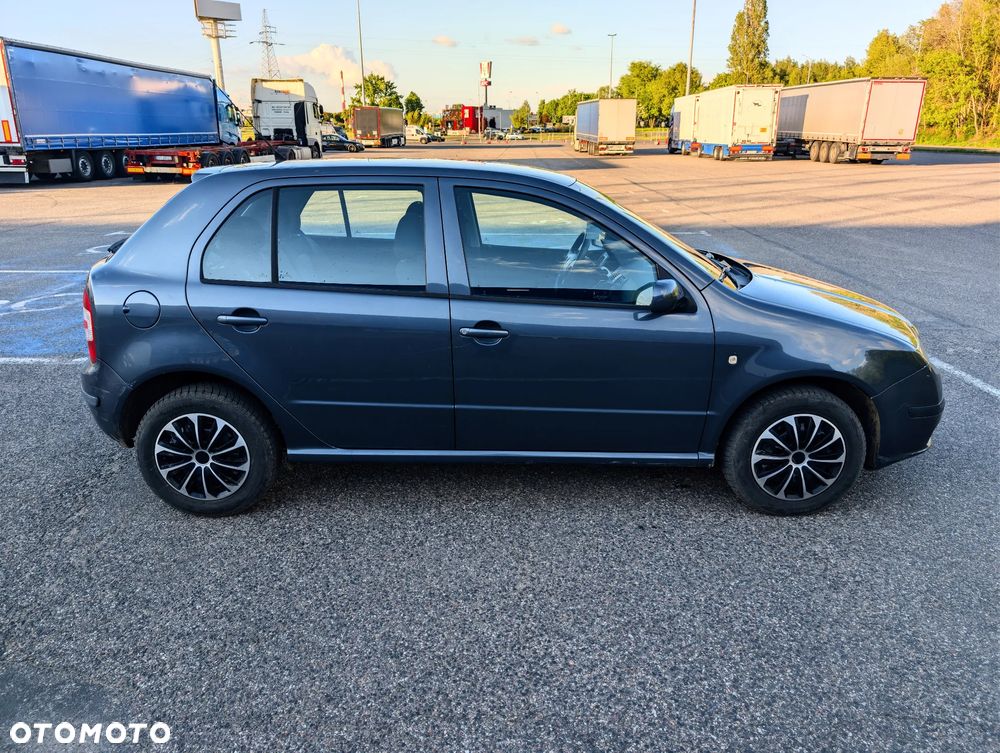 Skoda Fabia 1.4 16V Style Edition - 5