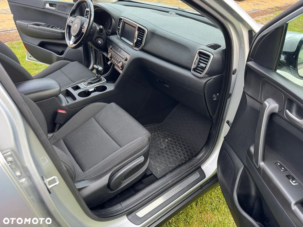 Kia Sportage 1.6 T-GDI L Business Line 4WD DCT - 12