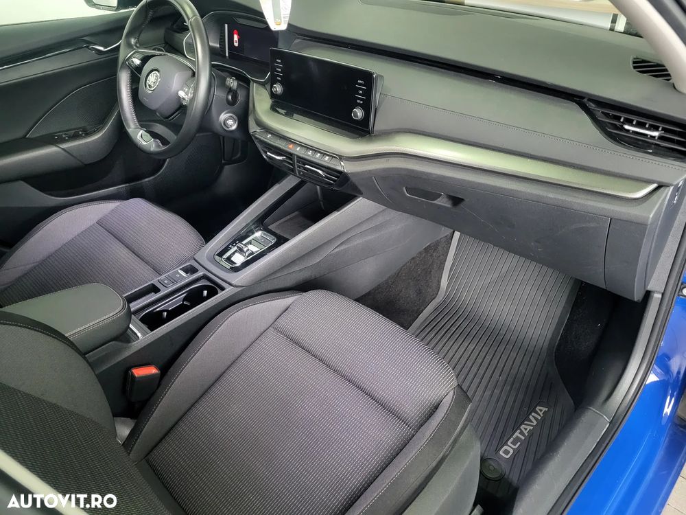 Skoda Octavia 2.0 TDI DSG Ambition - 14