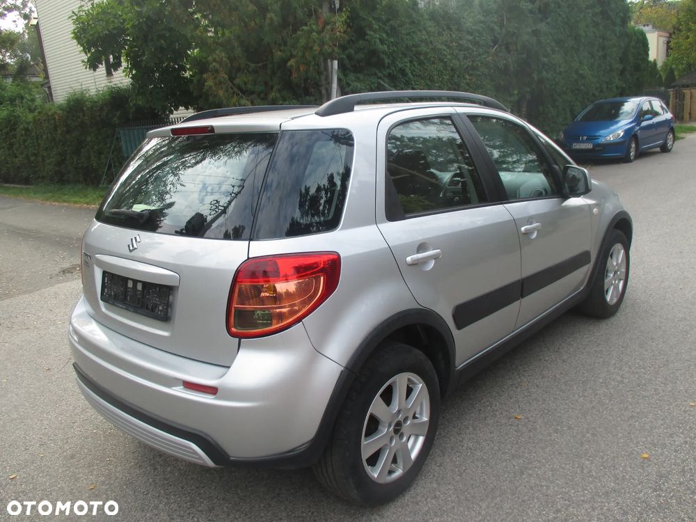 Suzuki SX4 - 5