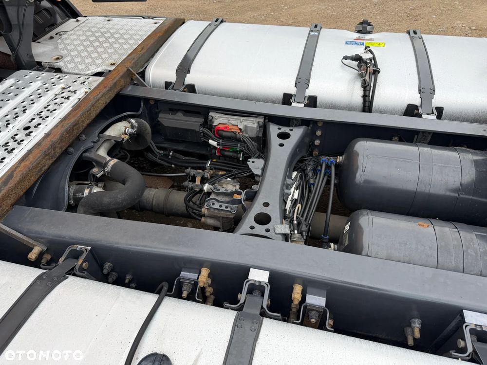 Scania R450 MEGA / NOWE OPONY / 2x LODÓWKA / ZBIORNIKI 1400 L / TACHOGRAF NOWEJ GENERACJI GEN2v2 / LOW DECK / LED / POLSKI SALON / 2019 ROK !! - 12