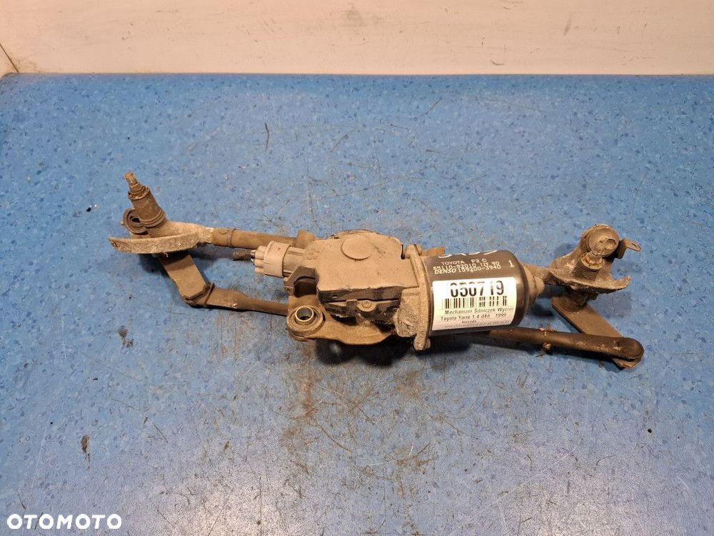 TOYOTA YARIS I 1.4 D4D MECHANIZM SILNICZEK WYCIERACZEK PRZÓD 85110-52010 - 1