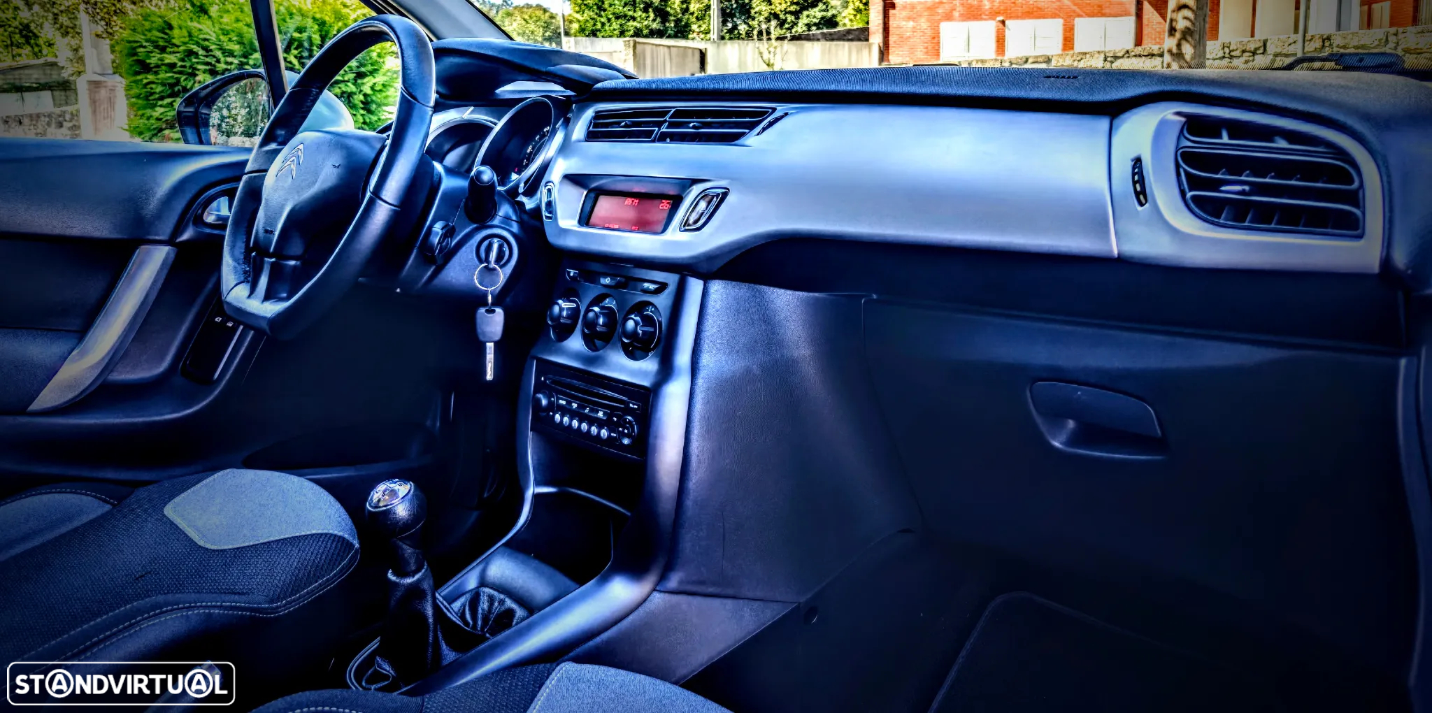 Citroën C3 1.2 PureTech Shine - 5
