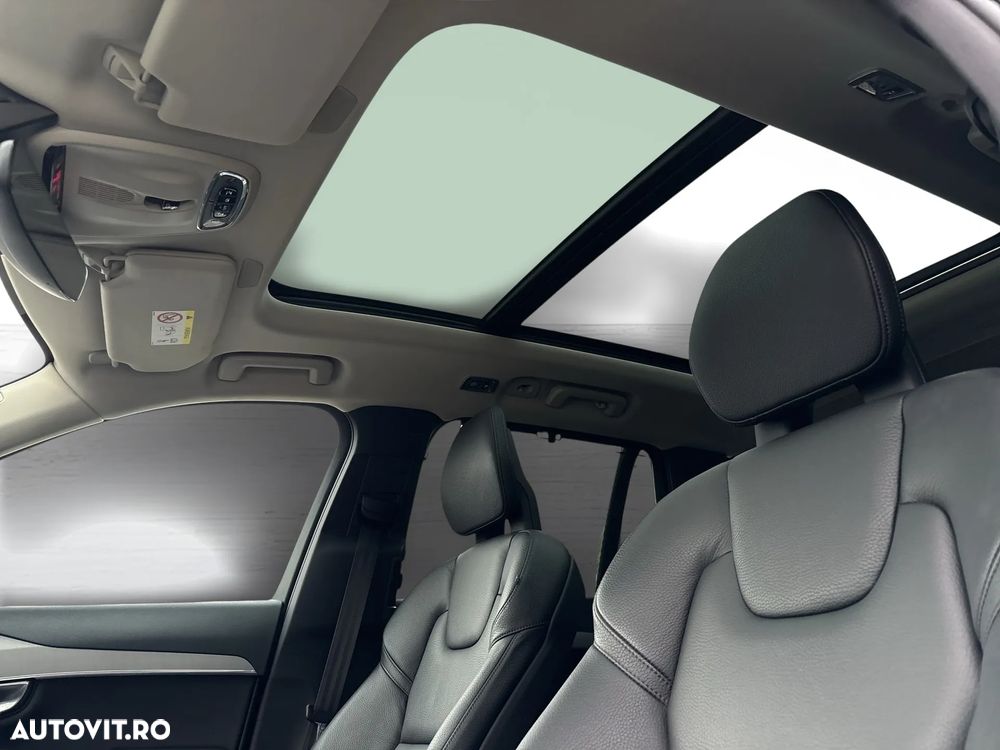Volvo XC 90 - 24