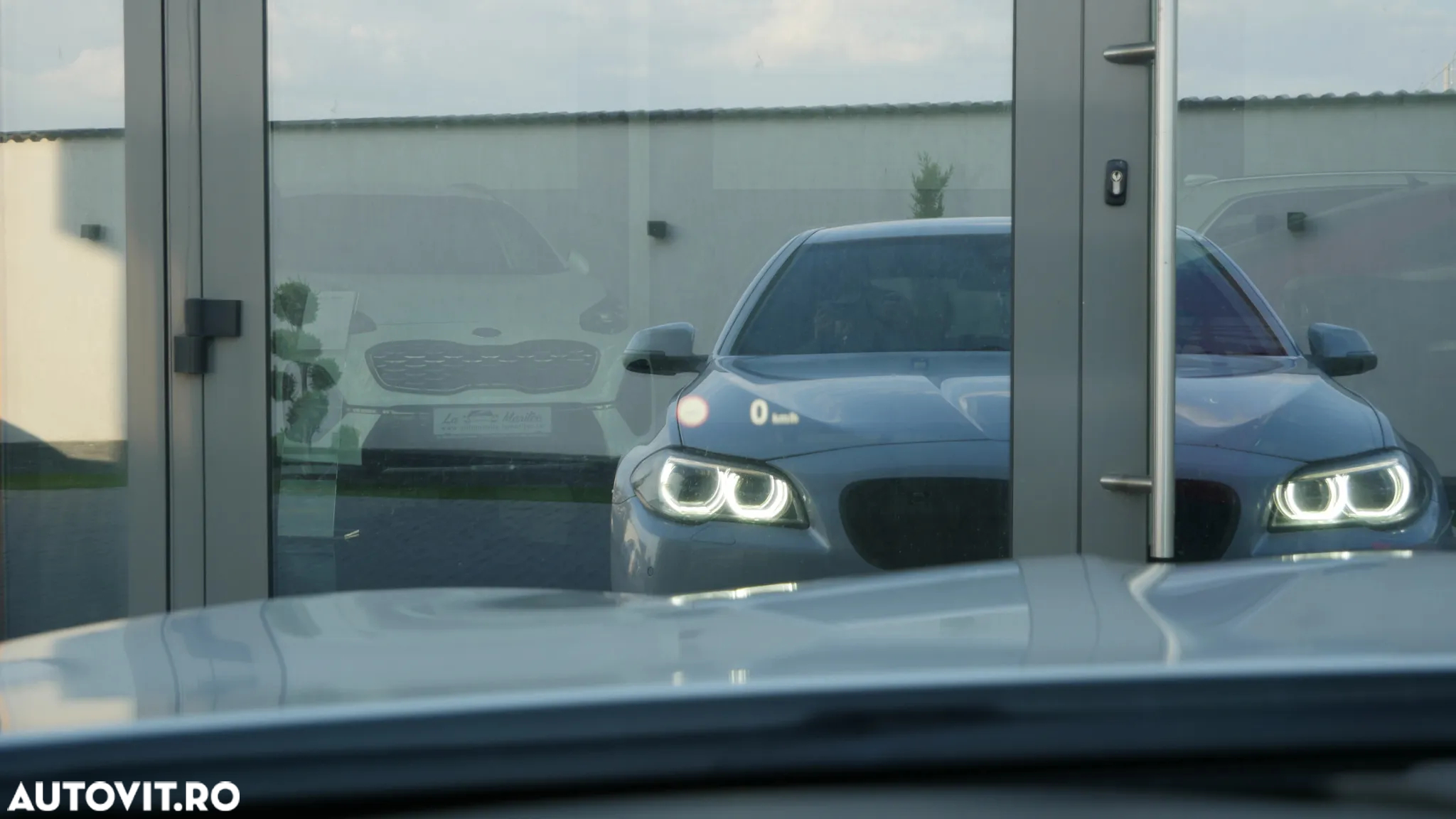 BMW Seria 5 535d xDrive AT - 33