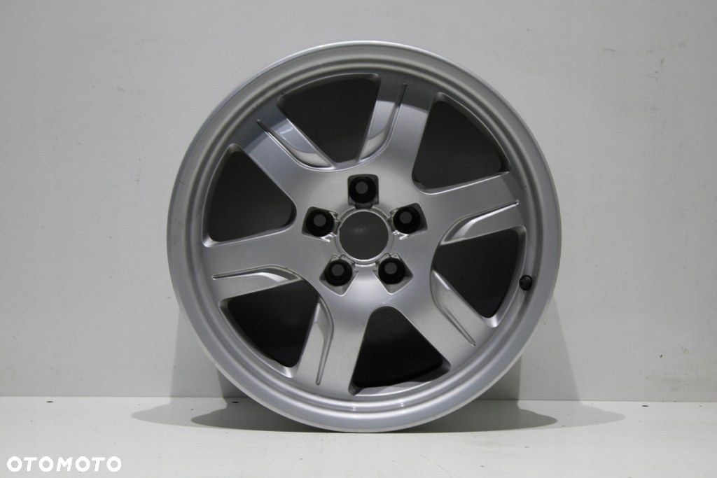 Audi A5 8T0 Felga Felgi 17" - 1