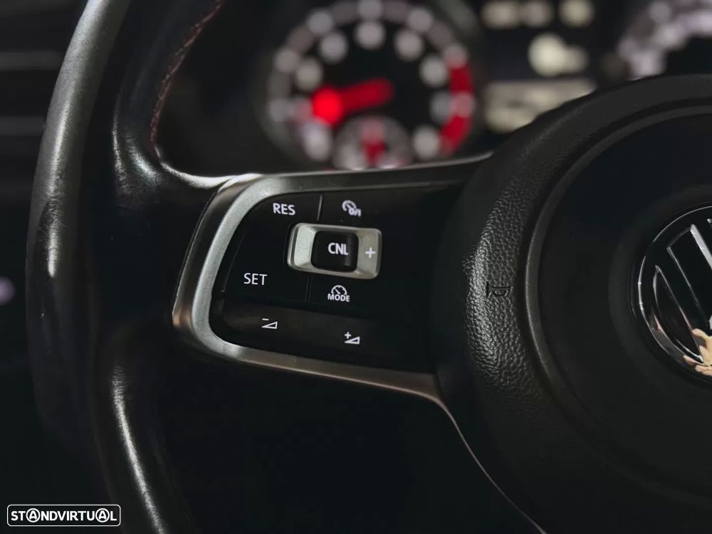 VW Golf 2.0 TSi GTi DSG - 29
