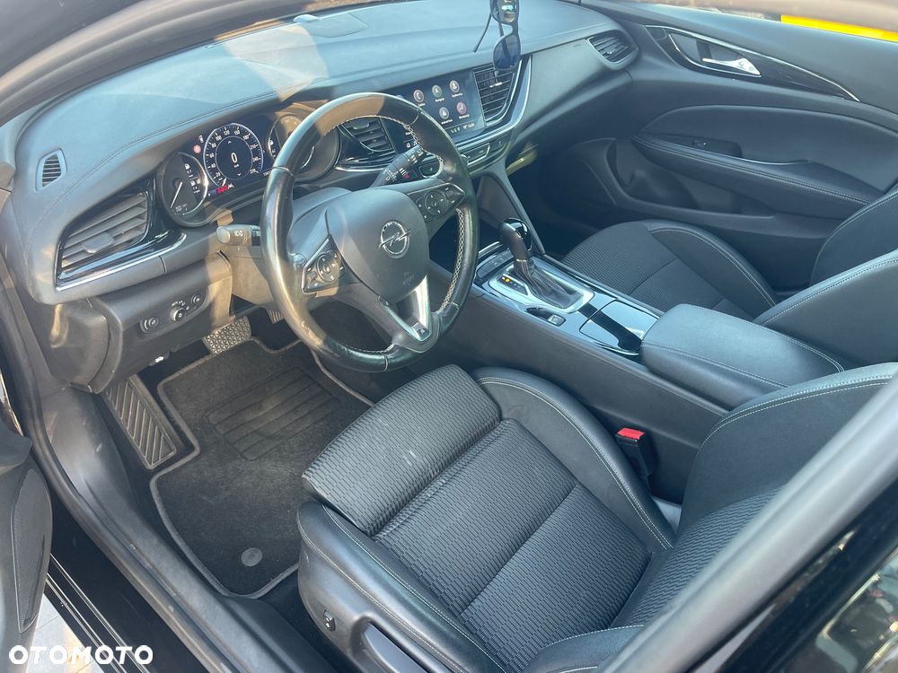 Opel Insignia - 16
