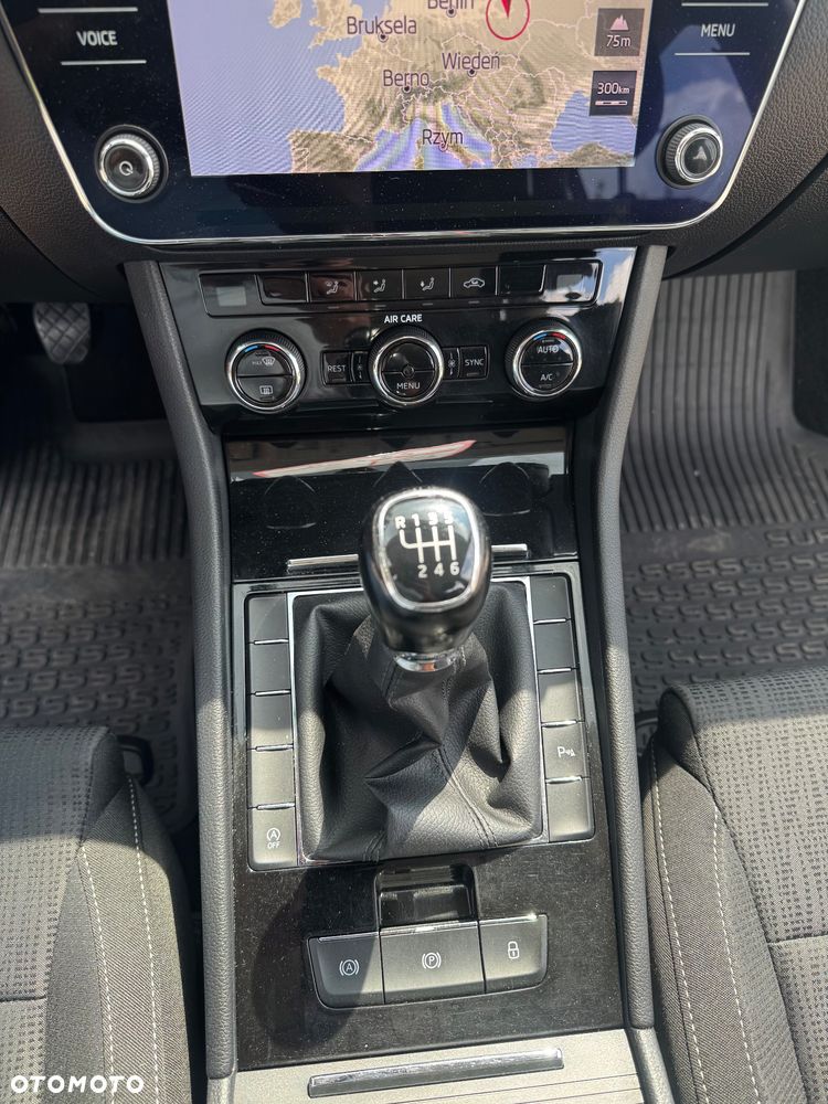 Skoda Superb - 16