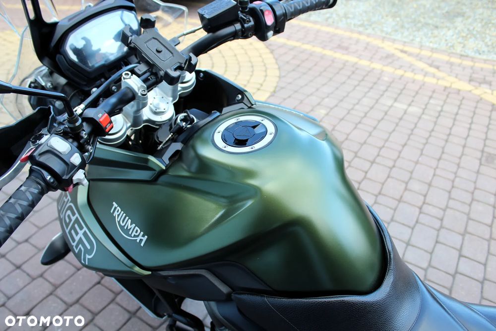 Triumph Tiger - 10