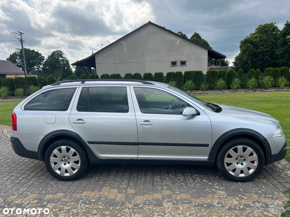 Skoda Octavia 2.0 TDI DPF Scout 4x4 - 9