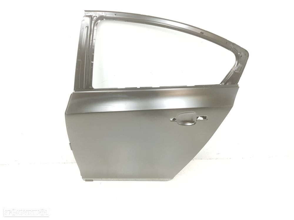 PORTA TRASEIRA ESQUERDA CHEVROLET CRUZE - 1