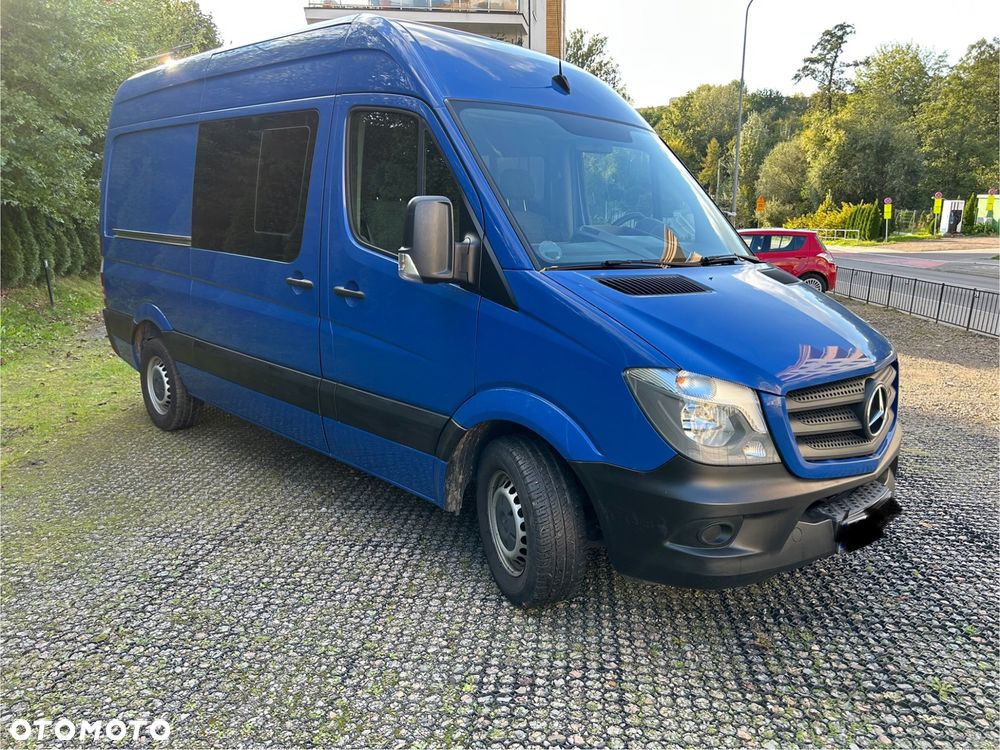 Mercedes-Benz Sprinter - 1