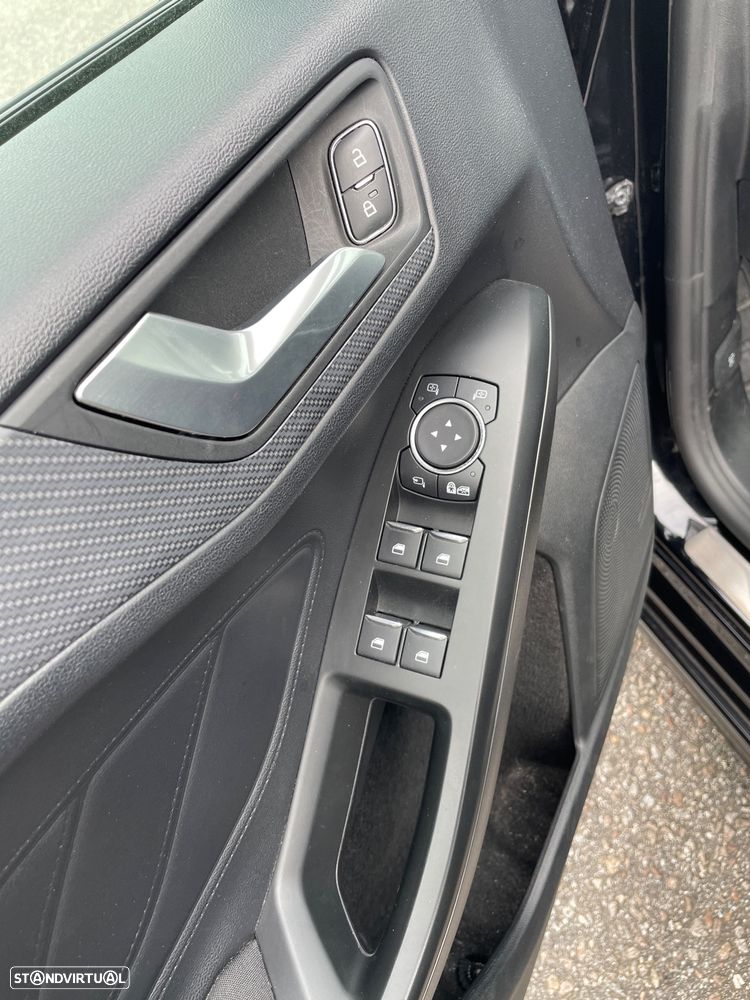 Ford Focus 1.5 TDCi EcoBlue ST-Line Aut. - 19