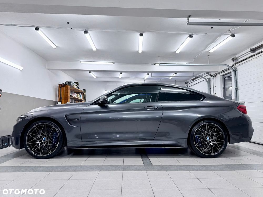 BMW M4 DKG Competition - 14