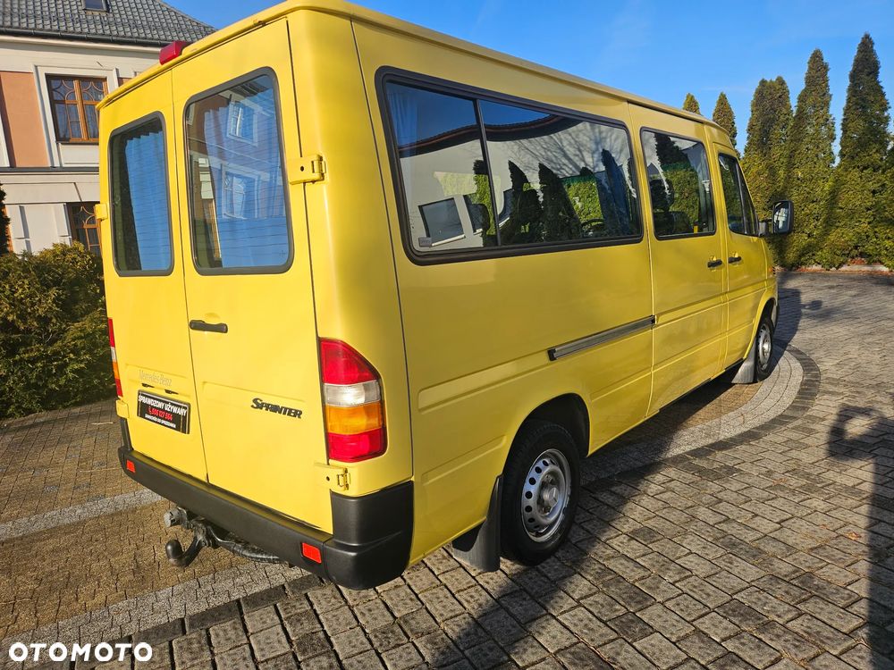 Mercedes-Benz Sprinter - 4