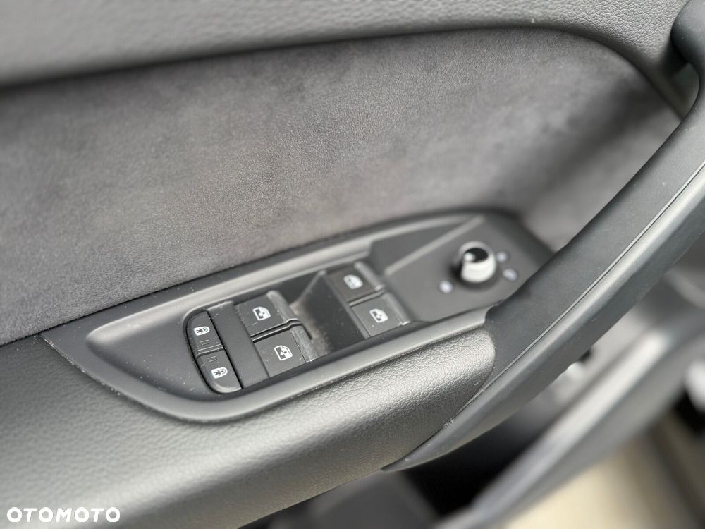 Audi Q5 Sportback - 19