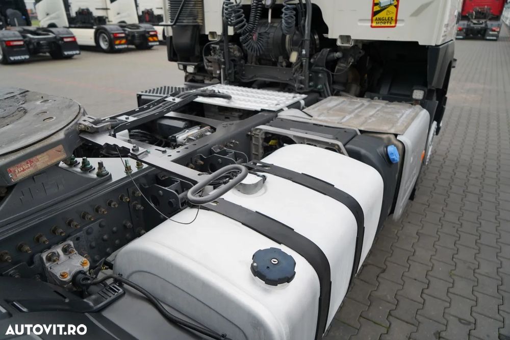 Volvo FMX 420 / RETARDER / 13 LITRI / CABINĂ JOSĂ / I-SHIFT / EURO 6 - 14
