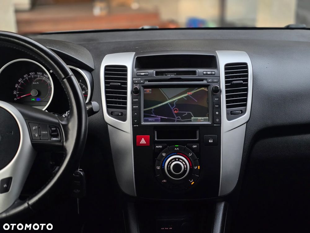 Kia Venga - 22
