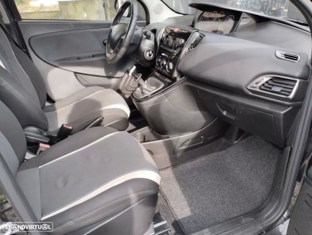 Lancia Ypsilon 1.2 S&S Gold - 10