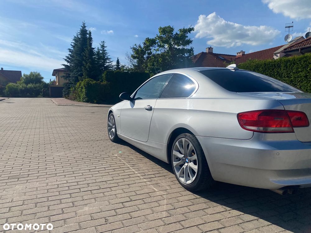 BMW Seria 3 330xd - 8