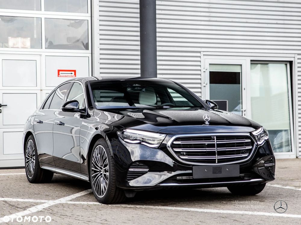 Mercedes-Benz Klasa E 220 d mHEV 4-Matic Exclusive 9G-Tronic - 3
