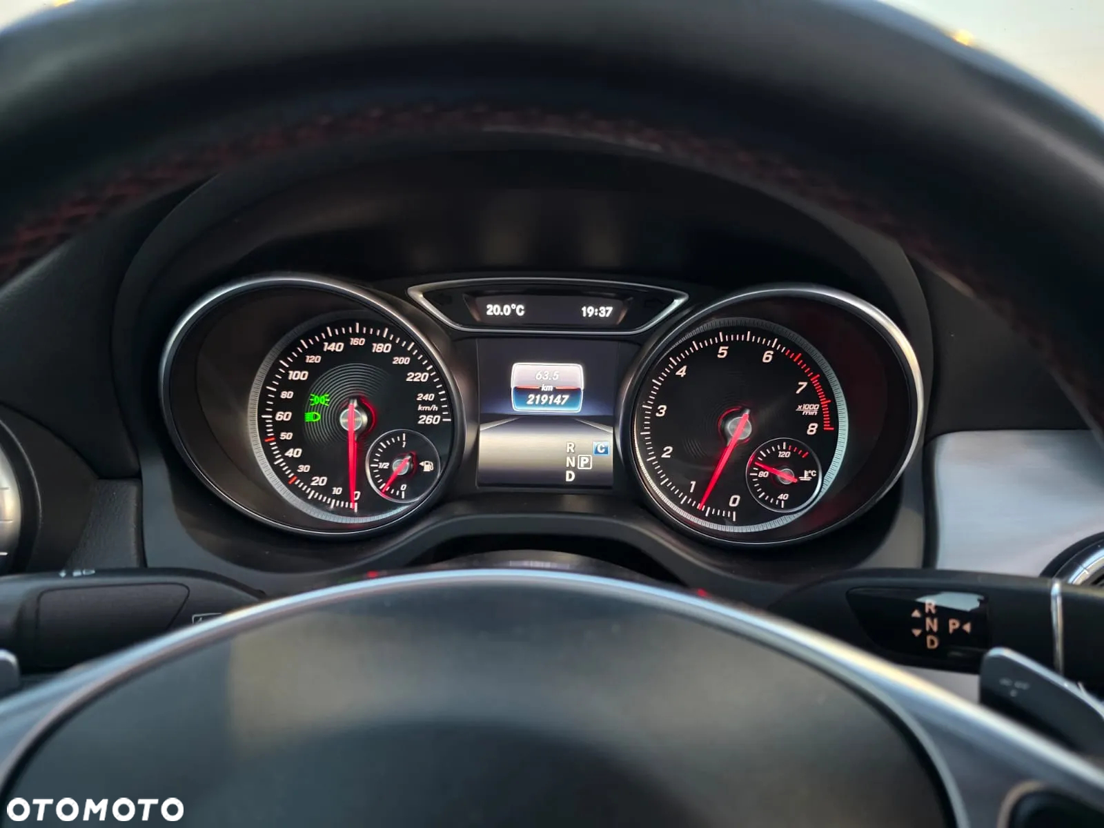 Mercedes-Benz CLA 200 7G-DCT AMG Line - 19