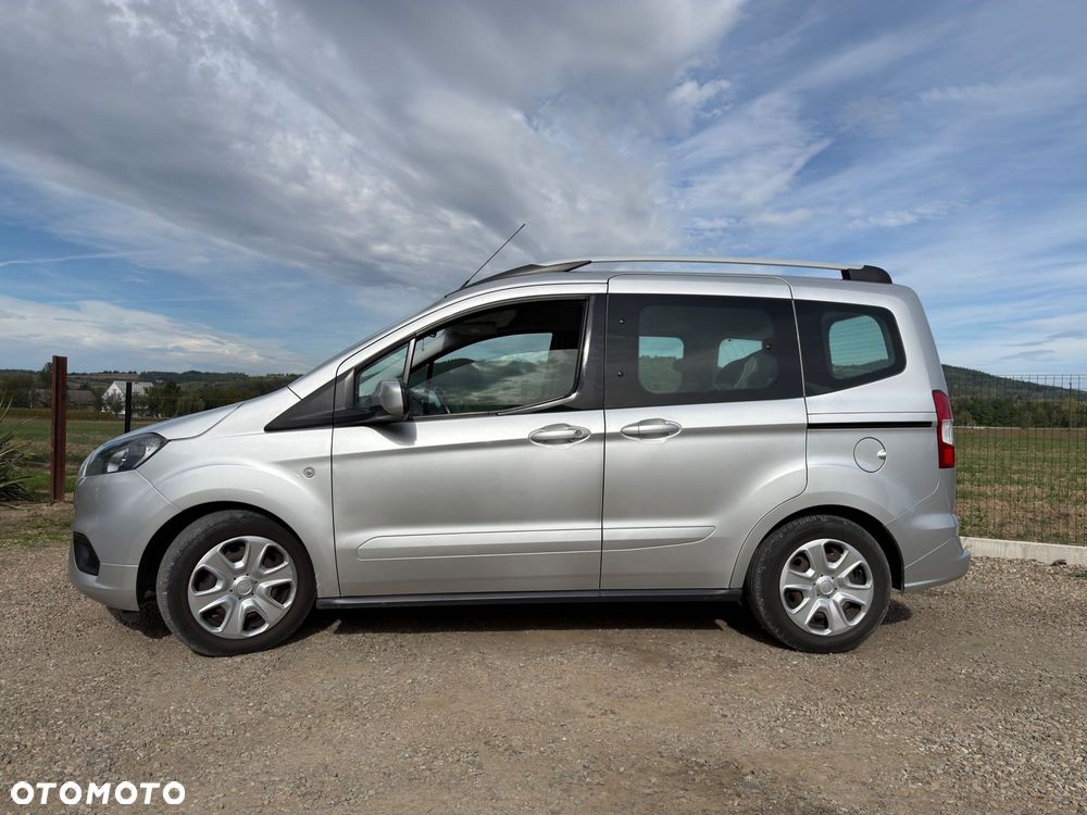 Ford Tourneo Courier - 3