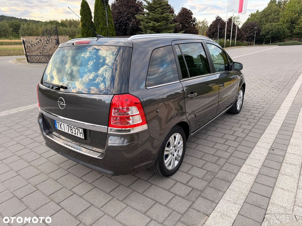 Opel Zafira 1.8 Innovation 110 Jahre - 4