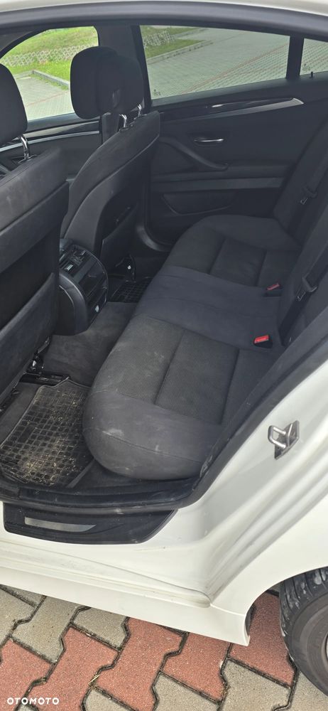 BMW Seria 5 520d - 13