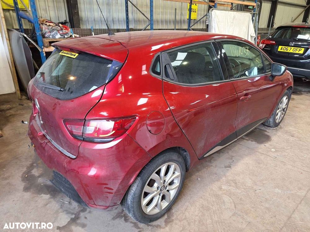 Aripa Spate Stanga Renault Clio 2017 Hatchback Rosu - 4
