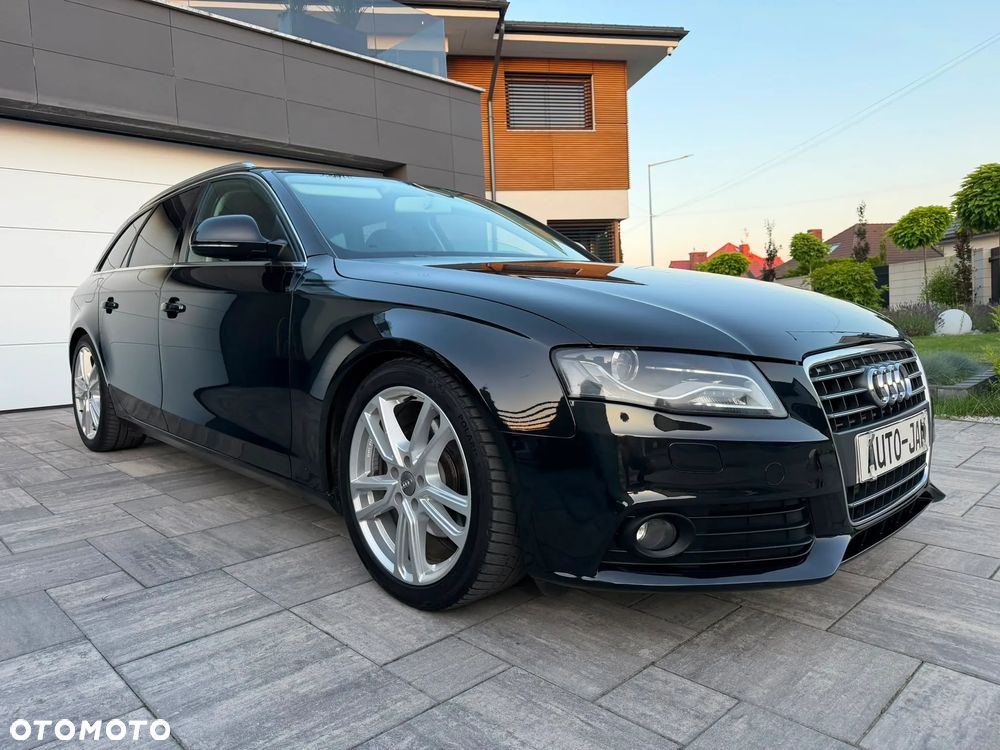 Audi A4 Avant - 30