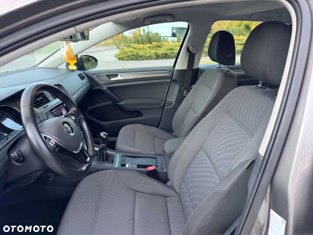 Volkswagen Golf - 7