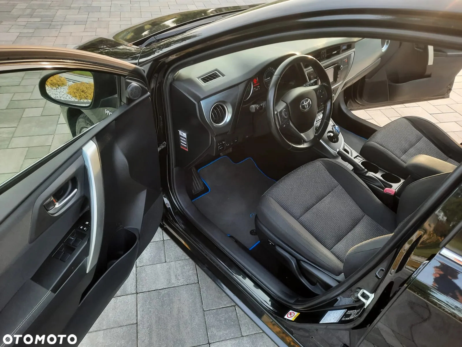 Toyota Auris 1.8 VVT-i Hybrid Automatik Edition - 16