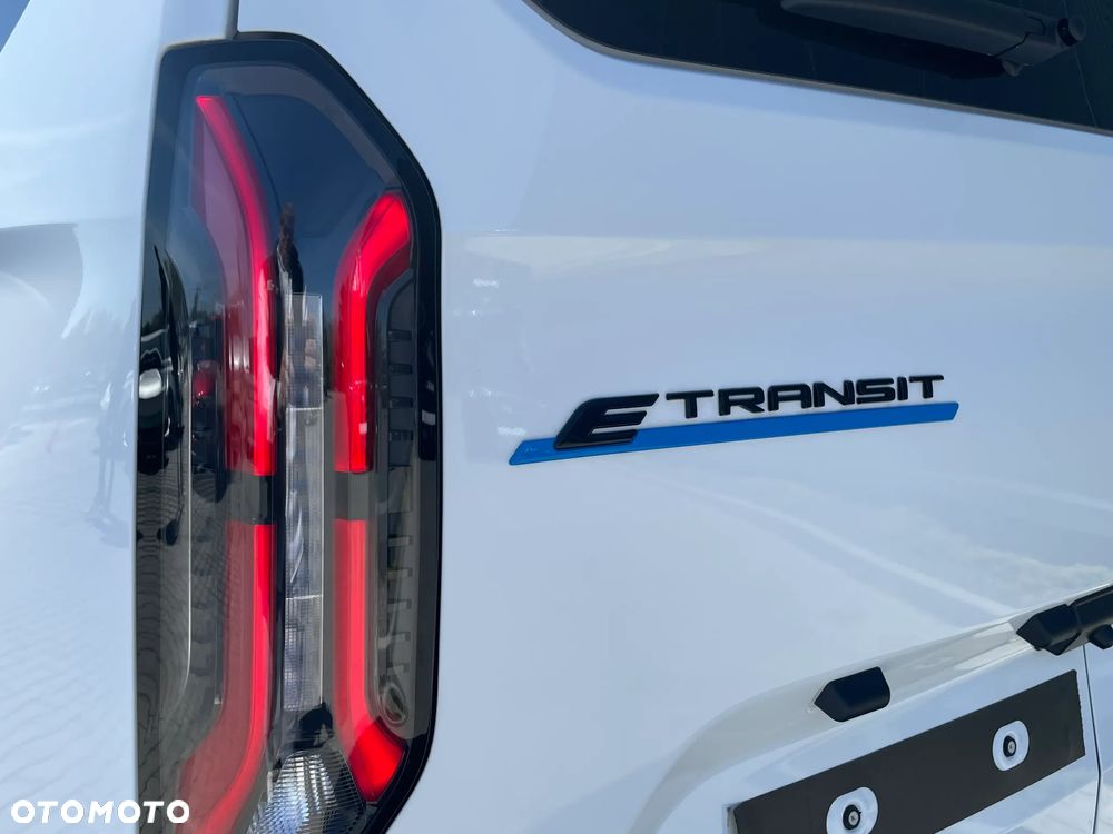 Ford E-Transit Custom Kombi 340 L2H1 Trend M1 - 10
