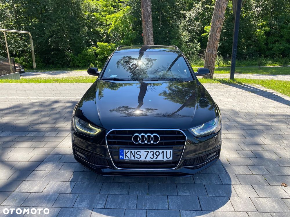 Audi A4 Avant 2.0 TDI DPF quattro S tronic S line Sportpaket - 2