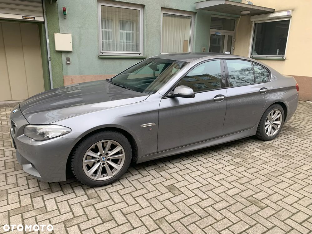 BMW Seria 5 520d xDrive Luxury Line - 3