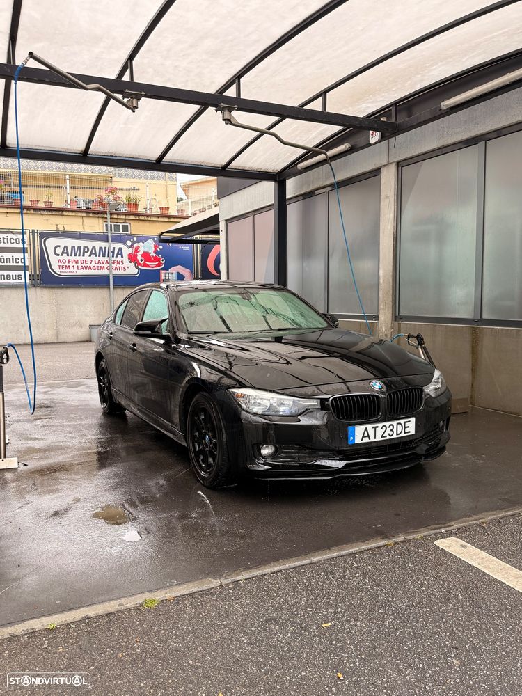 BMW 318 d Aut. - 3