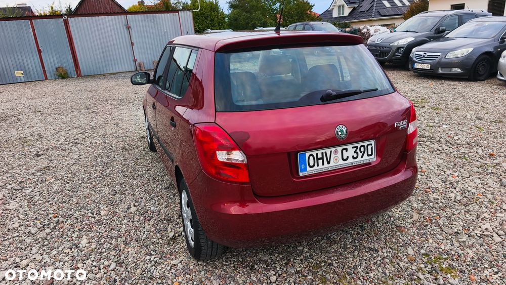 Skoda Fabia - 10