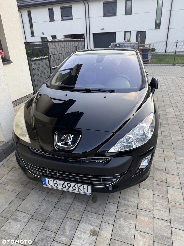 Peugeot 308 - 1