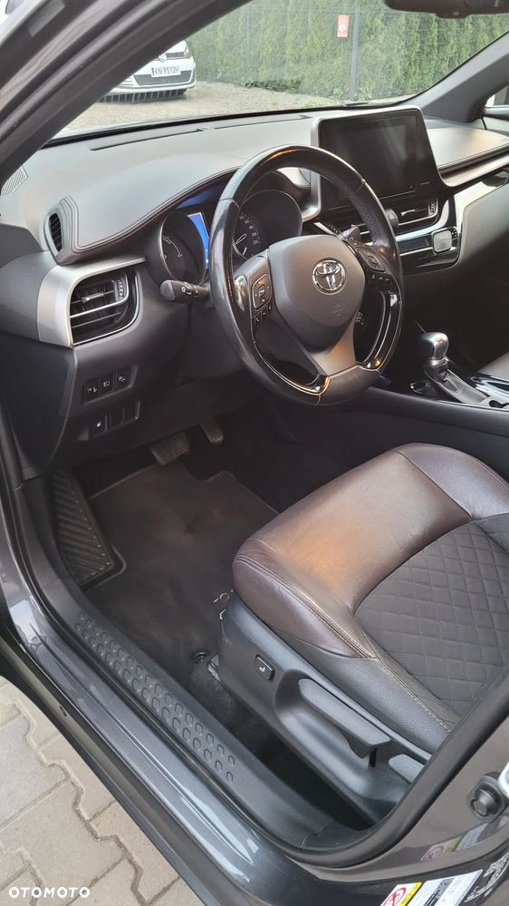 Toyota C-HR 1.8 Hybrid Prestige - 12