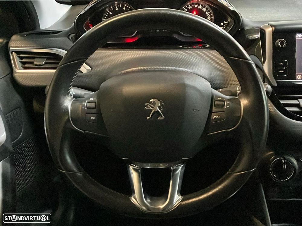 Peugeot 2008 1.2 PureTech Style - 10