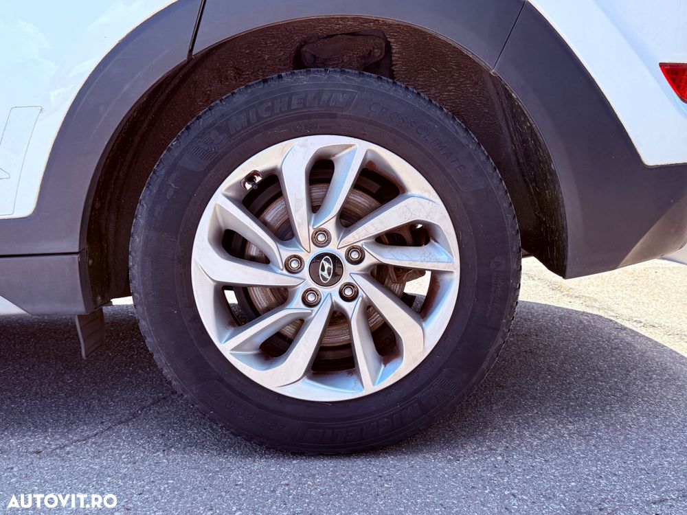 Hyundai Tucson blue 1.7 CRDi 2WD DCT Premium - 28