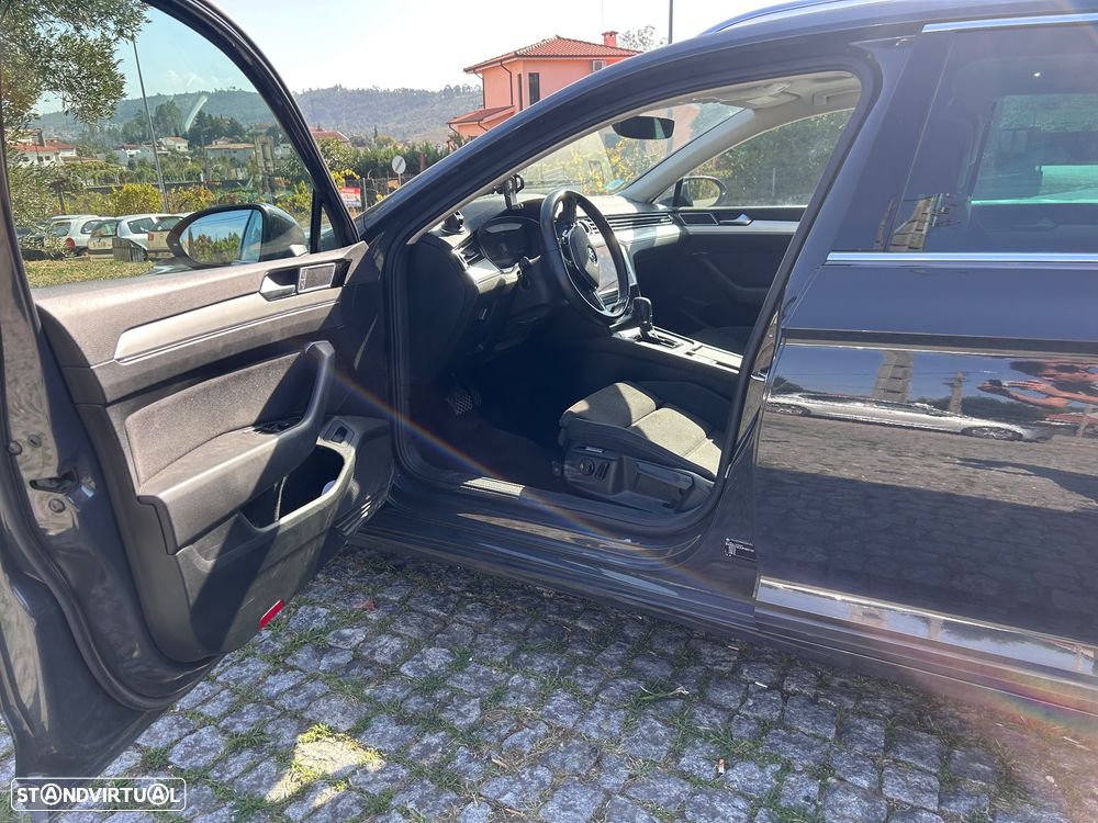 VW Passat 1.6 TDI Highline DSG - 5