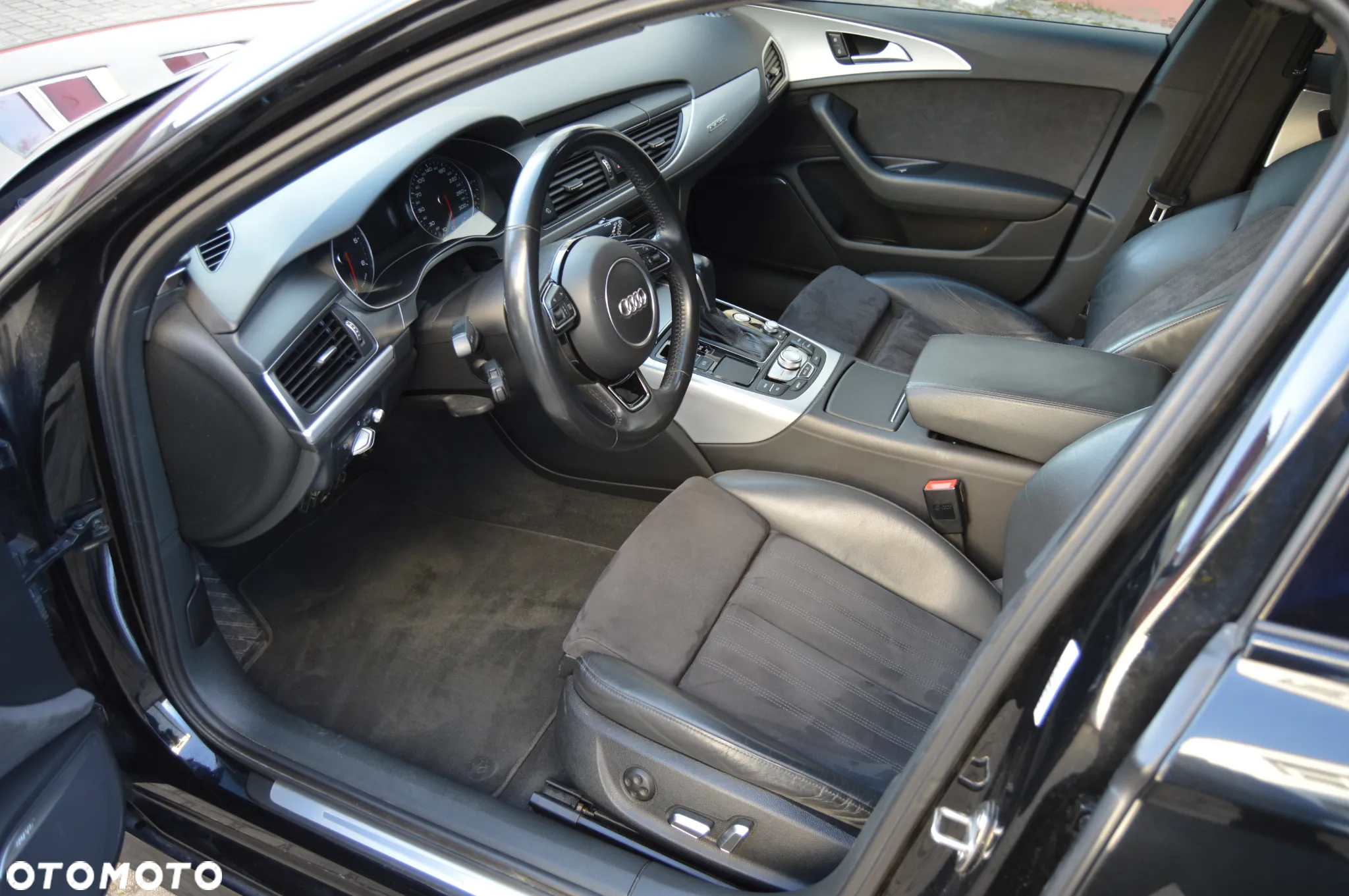 Audi A6 Avant 3.0 TDI quattro S tronic - 13