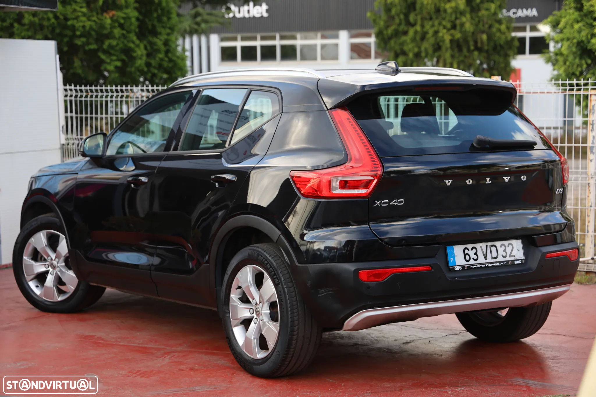 Volvo XC 40 2.0 D3 Momentum Plus - 37